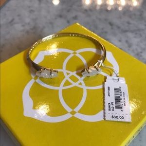 Kendra Scott bracelet